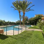 Romana Playa - Beachfront Complex Elviria 아파트 *