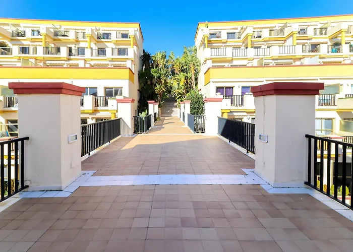 Romana Playa - Beachfront Complex Elviria Apartamento *