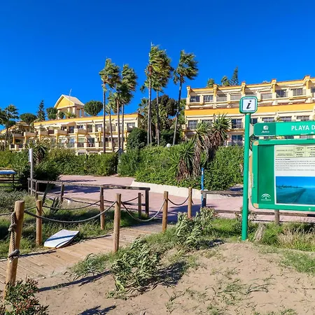 Romana Playa - Beachfront Complex Elviria شقة *